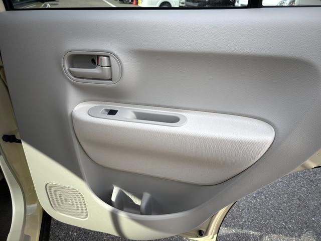 アルトラパン ＨＹＢＲＩＤ　Ｌ　６型　オーディオレス　ＬＥＤヘッドランプ　デュアルセンサーブレーキＩＩ｜ＬＥＤヘッドランプ｜１４インチフルホイールキャップ｜フルオートエアコン｜マイルドハイブリッド｜プレミアムＵＶ＆ＩＲカットガラス（フロントドア）｜ＵＳＢ電源ソケット｜（58枚目）