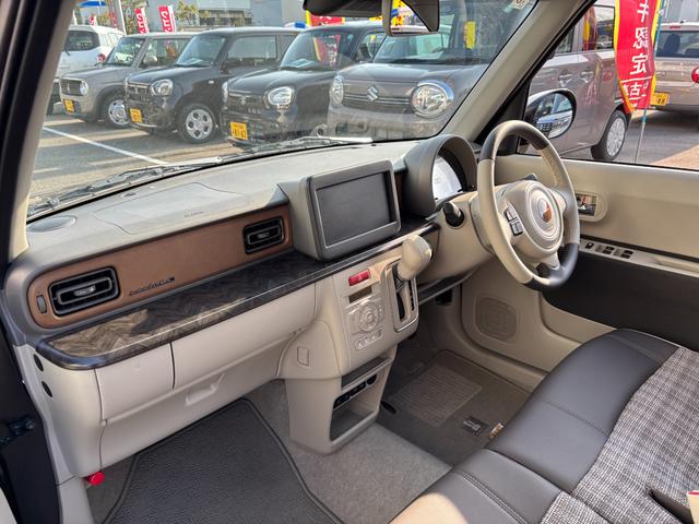 アルトラパンLC LC HYBRID X 6型 4WD 衝突被害軽減ブレーキ デュアルセンサーブレーキII|LEDヘッドランプ|シートヒーター|LC専用フロントグリル|アルミホイール|本革巻きステアリングホイール|照明付バニティミラー|ナノイー搭載フルオートエアコン|(33枚目)