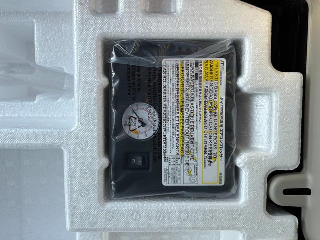 アルトラパンLC LC HYBRID X 6型 4WD 衝突被害軽減ブレーキ デュアルセンサーブレーキII|LEDヘッドランプ|シートヒーター|LC専用フロントグリル|アルミホイール|本革巻きステアリングホイール|照明付バニティミラー|ナノイー搭載フルオートエアコン|(60枚目)