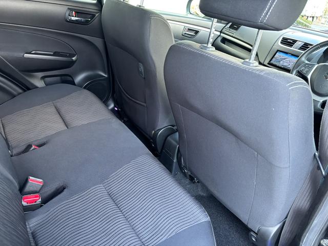 ���������Ԃ���A�l�C�̒��ÎԁB���Б��W���䐔�R�O�O��I�L�x�ȍ݌ɂ��炨�q�l�ɂ҂�����̂P������T���������܂��B