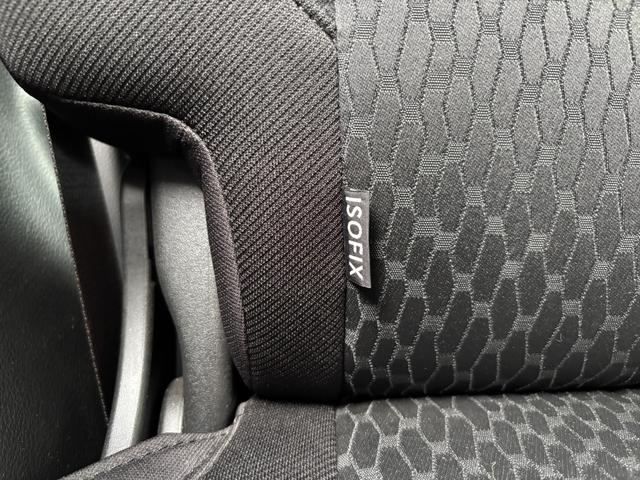 ���������Ԃ���A�l�C�̒��ÎԁB���Б��W���䐔�R�O�O��I�L�x�ȍ݌ɂ��炨�q�l�ɂ҂�����̂P������T���������܂��B