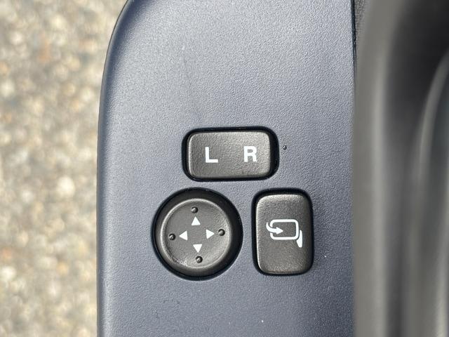 アルト Ｌ　３型　バックカメラ付　ＬＥＤヘッドランプ　キーレス　デュアルセンサーブレーキＩＩ｜スズキコネクト対応｜フルオートエアコン｜運転席・助手席シートヒーター｜リヤシートヘッドレスト｜全面ＵＶカット機能付ガラス｜運転席シートリフター｜電動格納式ドアミラー｜（29枚目）