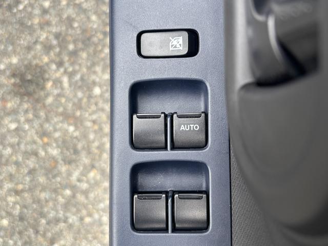 アルト Ｌ　３型　バックカメラ付　ＬＥＤヘッドランプ　キーレス　デュアルセンサーブレーキＩＩ｜スズキコネクト対応｜フルオートエアコン｜運転席・助手席シートヒーター｜リヤシートヘッドレスト｜全面ＵＶカット機能付ガラス｜運転席シートリフター｜電動格納式ドアミラー｜（30枚目）