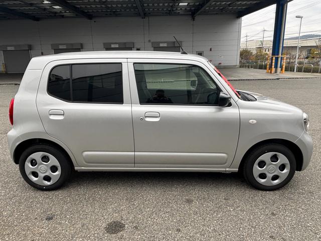 アルト Ｌ　３型　バックカメラ付　ＬＥＤヘッドランプ　キーレス　デュアルセンサーブレーキＩＩ｜スズキコネクト対応｜フルオートエアコン｜運転席・助手席シートヒーター｜リヤシートヘッドレスト｜全面ＵＶカット機能付ガラス｜運転席シートリフター｜電動格納式ドアミラー｜（61枚目）