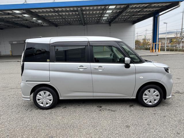 �X�Y�L���̕��ɂ̒��ÎԂ́A�ǎ��Ԃ݂̂���葵���Ă���܂��B�y�E���^�Ԗ�킸�L�x�Ɏ�葵���Ă���܂�