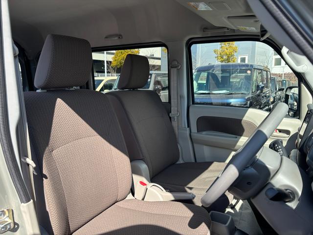 エブリイ JOINターボ 6型 バックカメラ付オーディオ LEDライト デュアルカメラブレーキ|キーレスプッシュスタート|USB電源ソケット|フルホイールキャップ|運転席シートヒーター|アイドリングストップ|LEDヘッドランプ|電動格納式ドアミラー|(13枚目)