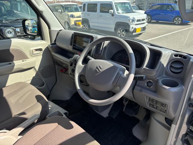 エブリイ JOINターボ 6型 バックカメラ付オーディオ LEDライト デュアルカメラブレーキ|キーレスプッシュスタート|USB電源ソケット|フルホイールキャップ|運転席シートヒーター|アイドリングストップ|LEDヘッドランプ|電動格納式ドアミラー|(27枚目)