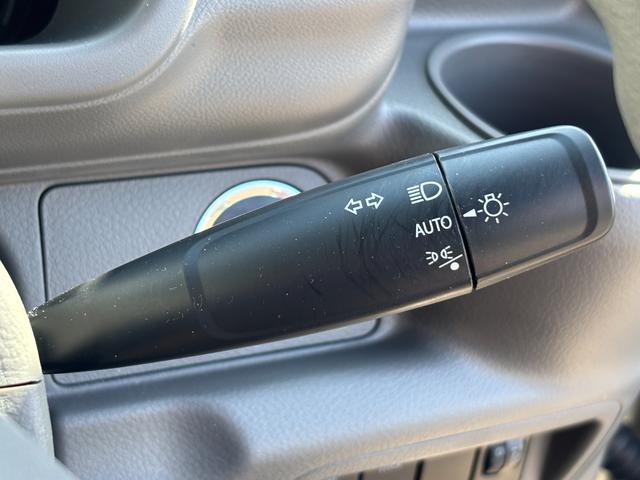 エブリイ JOINターボ 6型 バックカメラ付オーディオ LEDライト デュアルカメラブレーキ|キーレスプッシュスタート|USB電源ソケット|フルホイールキャップ|運転席シートヒーター|アイドリングストップ|LEDヘッドランプ|電動格納式ドアミラー|(33枚目)