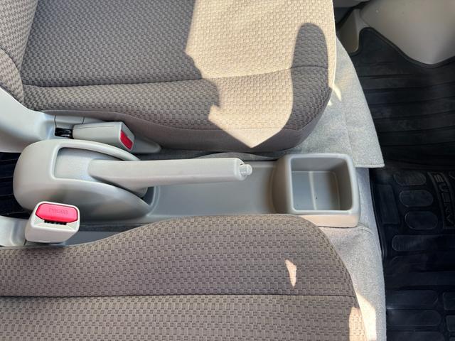 エブリイ JOINターボ 6型 バックカメラ付オーディオ LEDライト デュアルカメラブレーキ|キーレスプッシュスタート|USB電源ソケット|フルホイールキャップ|運転席シートヒーター|アイドリングストップ|LEDヘッドランプ|電動格納式ドアミラー|(42枚目)