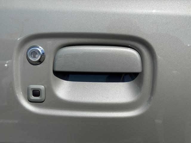 エブリイ JOINターボ 6型 バックカメラ付オーディオ LEDライト デュアルカメラブレーキ|キーレスプッシュスタート|USB電源ソケット|フルホイールキャップ|運転席シートヒーター|アイドリングストップ|LEDヘッドランプ|電動格納式ドアミラー|(59枚目)