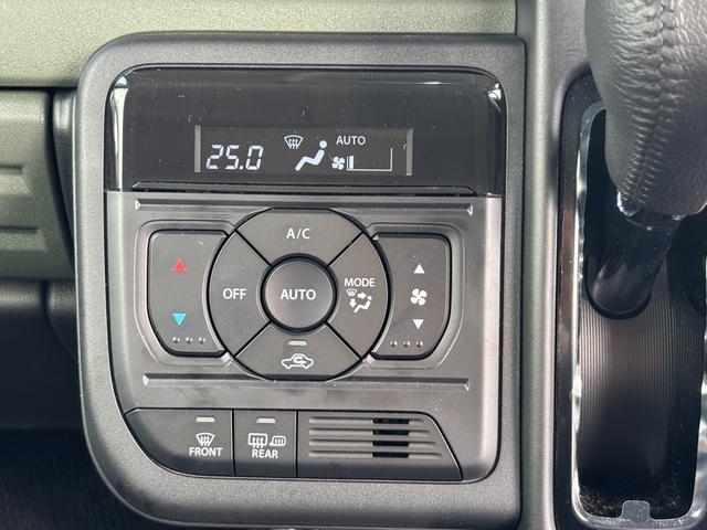 スペーシア ギア　ＨＹＢＲＩＤ　ＸＺターボ　４ＷＤ　全方位モニター付ナビ　デュアルセンサーブレーキＩＩ｜後席両側ワンアクションパワースライド｜アダプティブクルーズコントロール｜ステアリングヒーター｜電動パーキングブレーキ｜マルチユースフラップ｜シートヒーター｜（12枚目）