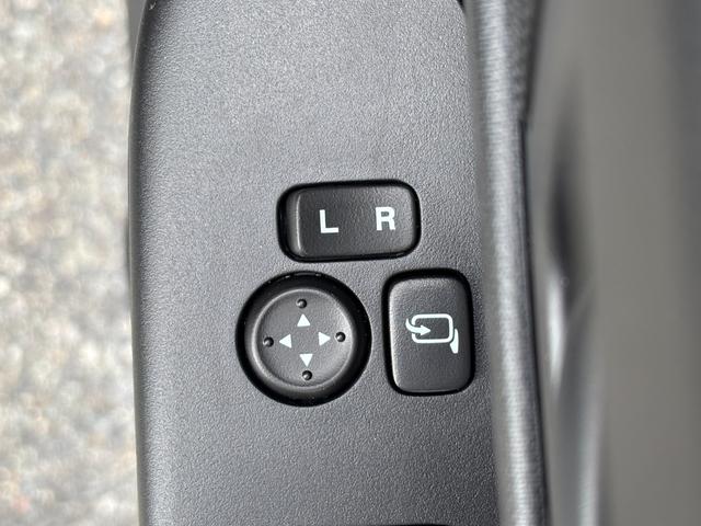 スペーシア ギア　ＨＹＢＲＩＤ　ＸＺターボ　４ＷＤ　全方位モニター付ナビ　デュアルセンサーブレーキＩＩ｜後席両側ワンアクションパワースライド｜アダプティブクルーズコントロール｜ステアリングヒーター｜電動パーキングブレーキ｜マルチユースフラップ｜シートヒーター｜（28枚目）