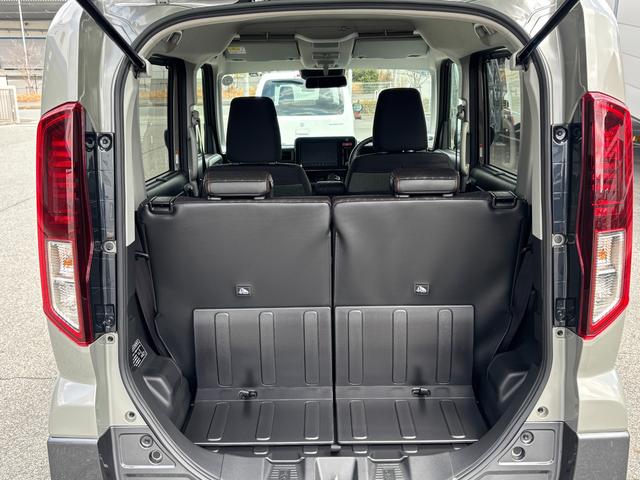 スペーシア ギア　ＨＹＢＲＩＤ　ＸＺターボ　４ＷＤ　全方位モニター付ナビ　デュアルセンサーブレーキＩＩ｜後席両側ワンアクションパワースライド｜アダプティブクルーズコントロール｜ステアリングヒーター｜電動パーキングブレーキ｜マルチユースフラップ｜シートヒーター｜（67枚目）