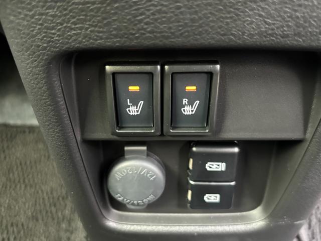 ハスラー タフワイルドターボ　３型　全方位モニター付ナビ　パドルシフト　デュアルカメラブレーキ｜ＬＥＤヘッドランプ｜アダプティブクルーズコントロール｜シートヒーター｜３６０°プレミアムＵＶ＆ＩＲカットガラス｜ナノイー搭載フルオートエアコン｜本革巻きステアリングホイール｜（17枚目）