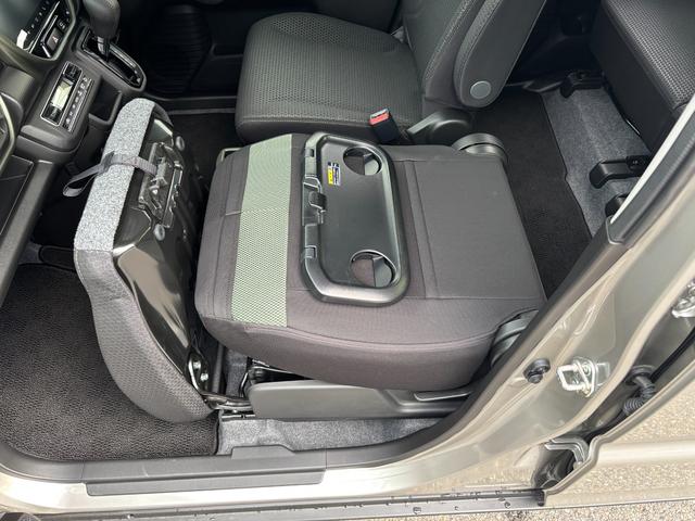 ハスラー タフワイルドターボ　３型　全方位モニター付ナビ　パドルシフト　デュアルカメラブレーキ｜ＬＥＤヘッドランプ｜アダプティブクルーズコントロール｜シートヒーター｜３６０°プレミアムＵＶ＆ＩＲカットガラス｜ナノイー搭載フルオートエアコン｜本革巻きステアリングホイール｜（55枚目）