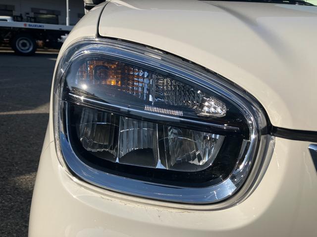 �������������Ă���܂��ԗ��́C�X�Y�L���c�㗝�X�̓��Ђ����M�������Ă����߂ł���f�B�[���[���ÎԂł��B