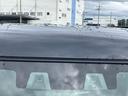フットワークの軽い、運転ラクラクの足回り。タイヤの溝も、まだまだ!くわしくはスタッフへ。