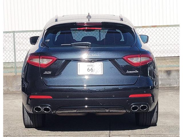 レヴァンテ S パノラマサンルーフ 赤革 全方位カメラ 右ハンドル 430馬力 カーボンインテリア 純正21インチアンテオブラックホイール 後席モニター パワートランク 前後シートヒーター レッドキャリパー パドルシフト 純正ナビ&TV ネロリベーレマイカ(29枚目)