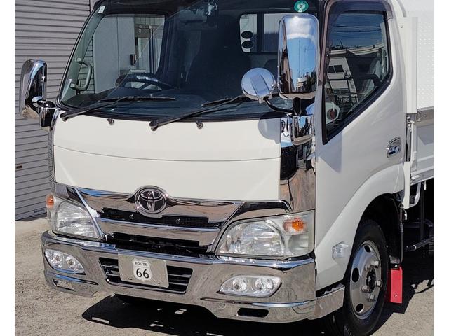 ダイナトラック ３ｔ積　１０００Ｋｇアーム式パワーゲート　ラジコン　５速　４．０ディーゼルターボ　荷台床鉄板貼り　ルーフキャリア　アイゼロセブンバンパー　アルミ縞板あおりカバー　ＥＶＡシート泥よけ　あおりステンレスロープ通し　バックカメラ　左電格　ＥＴＣ　三方開　１ナンバー（13枚目）