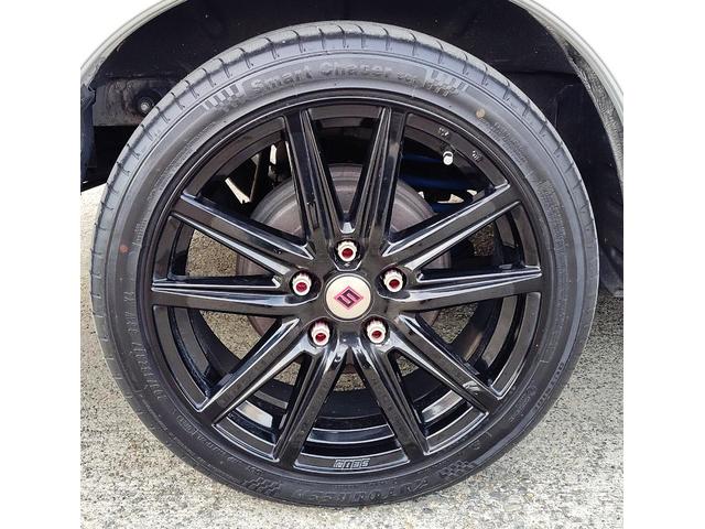 ライトエースバン ＧＬ　７５０ｋｇ積　ローダウン　ヒッチメンバー　ベットキット　オートマチック　社外１７インチＡＷ　社外フロントスポイラー　社外ＬＥＤヘッドライト　メモリーナビ　フルセグＴＶ　ＥＴＣ　パワーウィンド　ウッド調パネル　リア５面フイルム貼り　総重量２１００ｋｇ（16枚目）