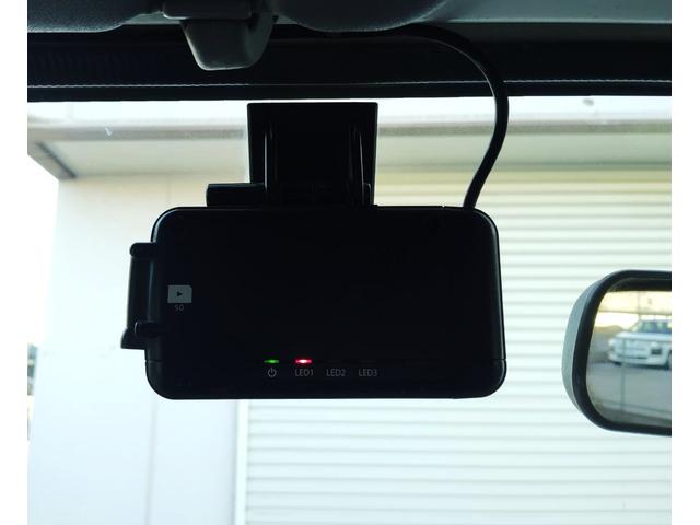 エルフトラック 全低床３ｔ積ダンプ　コボレーン　プロテクターかさ上げ　６速　３．０ディーゼルターボ　４ナンバー　極東　荷台床鉄板増貼　アイゼロセブンバンパー　左電格ミラー　ＡＳＲ　坂道発進補助　ＥＣＯＮＯ　ドラレコ　ＥＴＣ　ＵＳＢポート　新品ハンドルカバー　総重量５９８５ｋｇ（32枚目）