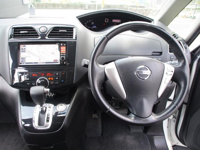 セレナ ハイウェイスター ハイウェイスター(8名) ワンオーナー 禁煙車 純正ナビTV リアモニター Bモニター ETC 両側Pスライドドア(16枚目)