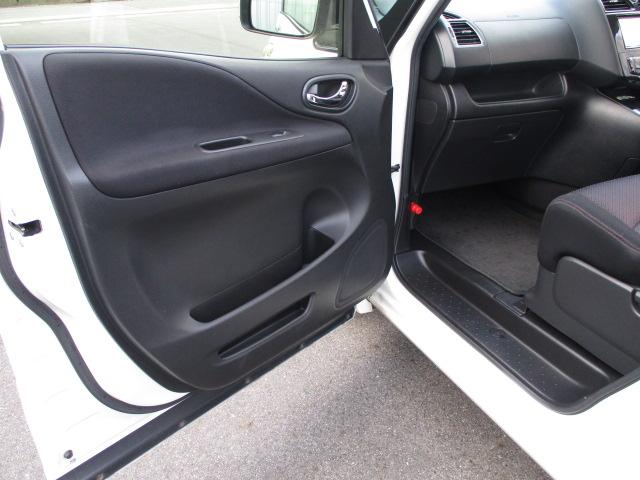 セレナ ハイウェイスター ハイウェイスター(8名) ワンオーナー 禁煙車 純正ナビTV リアモニター Bモニター ETC 両側Pスライドドア(33枚目)