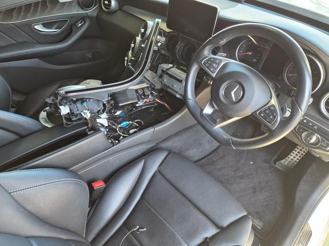 Cクラス C200アバンギャルド AMGライン 本革シート エアサス 純正ナビ フルセグTV Bカメラ HDD〜SSD化NOXセンサー交換済み ナビ最新更新済み パワーシート シートヒーター ドラレコ(26枚目)