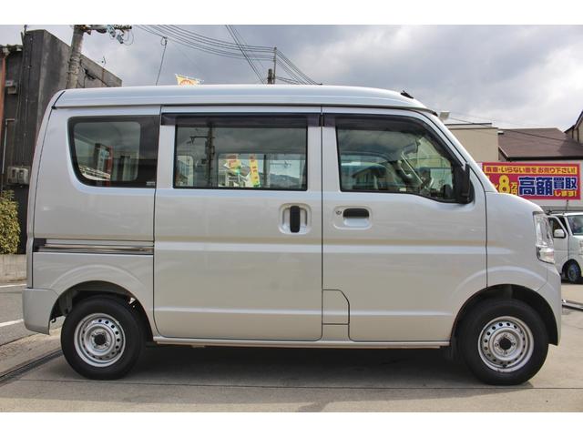 日産 ＮＶ１００クリッパーバン