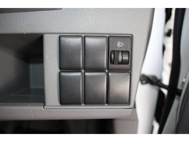 ワゴンR FX 盗難防止システム キーレス 電動格納ミラー パワーウィンドウ パワーステアリング ABS 運転席・助手席エアバッグ 平成24年式(58枚目)