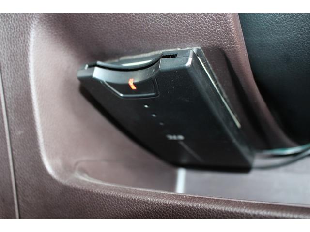 N-WGNカスタム G・ターボパッケージ ハーフレザーシート 純正ナビ Bカメラ ワンセグTV Bluetooth HID ETC クルコン スマートキー オートライト オートエアコン サイドエアバッグ ESC ABS 純正AW 電格ミラー(11枚目)