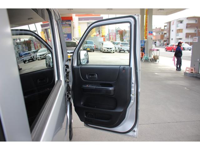 アクティバン SDX ワンオーナー 走行距離0.8万km CDプレイヤー エアコン パワステ パワーウィンドウ 運転席・助手席エアバッグ メンテナンスノート付 平成27年式(33枚目)