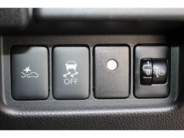 デイズルークス Ｘ　Ｖセレクション　純正ナビ　全周囲カメラ　ＥＴＣ　両側電動スライドドア　フルセグＴＶ　キーレス　衝突被害軽減ブレーキ　横滑り防止装置　オートエアコン　サイドエアバッグ　電格ミラー　パワーウィンドウ　平成２８年式（11枚目）