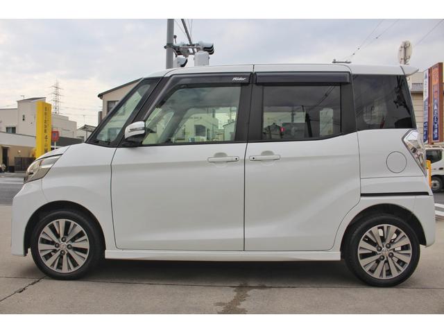 デイズルークス 　純正ナビ　全周囲カメラ　ＥＴＣ　両側電動ドア　フルセグＴＶ　Ｂｌｕｅｔｏｏｔｈ　スマートキー　ターボ　オートエアコン　取扱説明書　純正ＡＷ　電格ミラー　パワーウィンドウ　ＥＳＣ　ＡＢＳ　平成２６年式（9枚目）