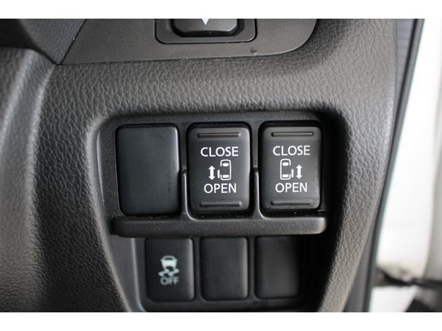 デイズルークス 　純正ナビ　全周囲カメラ　ＥＴＣ　両側電動ドア　フルセグＴＶ　Ｂｌｕｅｔｏｏｔｈ　スマートキー　ターボ　オートエアコン　取扱説明書　純正ＡＷ　電格ミラー　パワーウィンドウ　ＥＳＣ　ＡＢＳ　平成２６年式（10枚目）