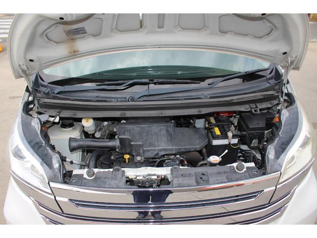 デイズルークス 　純正ナビ　全周囲カメラ　ＥＴＣ　両側電動ドア　フルセグＴＶ　Ｂｌｕｅｔｏｏｔｈ　スマートキー　ターボ　オートエアコン　取扱説明書　純正ＡＷ　電格ミラー　パワーウィンドウ　ＥＳＣ　ＡＢＳ　平成２６年式（21枚目）