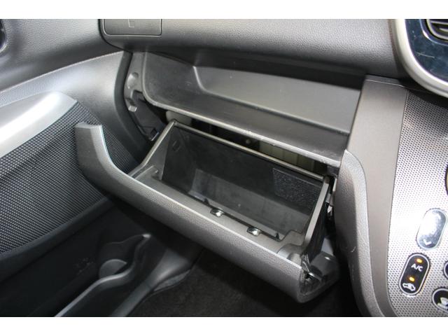 デイズルークス 　純正ナビ　全周囲カメラ　ＥＴＣ　両側電動ドア　フルセグＴＶ　Ｂｌｕｅｔｏｏｔｈ　スマートキー　ターボ　オートエアコン　取扱説明書　純正ＡＷ　電格ミラー　パワーウィンドウ　ＥＳＣ　ＡＢＳ　平成２６年式（59枚目）