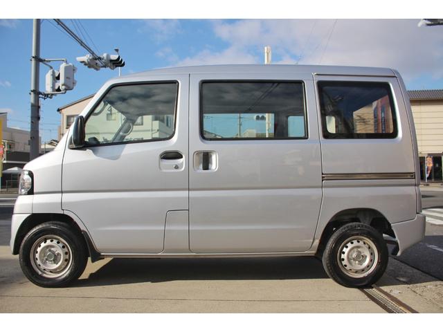 ミニキャブバン CD 走行距離2.2万km ETC 5MT エアコン パワステ 運転席・助手席エアバッグ メンテナンスノート 平成26年式 両側スライドドア(9枚目)