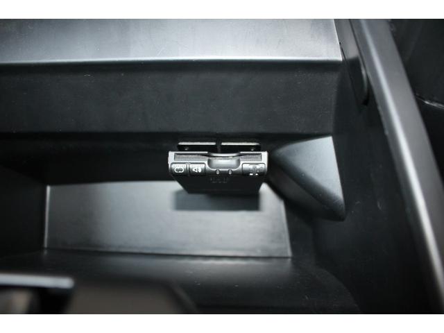 Ｎ－ＢＯＸカスタム Ｇ・ターボパッケージ　ドラレコ　純正ナビ　Ｂカメラ　ＨＩＤ　ＥＴＣ　フルセグＴＶ　Ｂｌｕｅｔｏｏｔｈ　両側電動ドア　クルコン　スマートキー　ターボ　オートライト　オートエアコン　ミュージックサーバー　取扱書付　ＥＳＣ（18枚目）