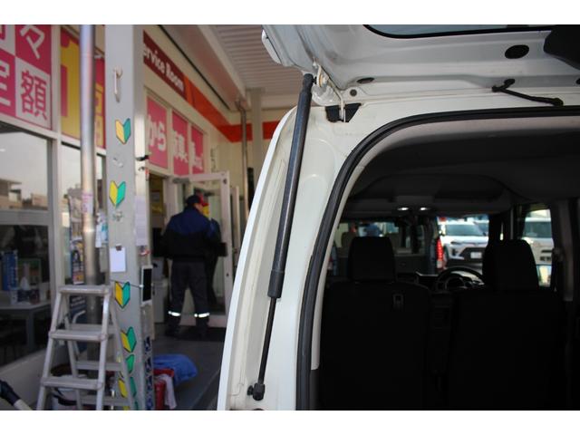 Ｎ－ＢＯＸカスタム Ｇ・ターボパッケージ　ドラレコ　純正ナビ　Ｂカメラ　ＨＩＤ　ＥＴＣ　フルセグＴＶ　Ｂｌｕｅｔｏｏｔｈ　両側電動ドア　クルコン　スマートキー　ターボ　オートライト　オートエアコン　ミュージックサーバー　取扱書付　ＥＳＣ（42枚目）