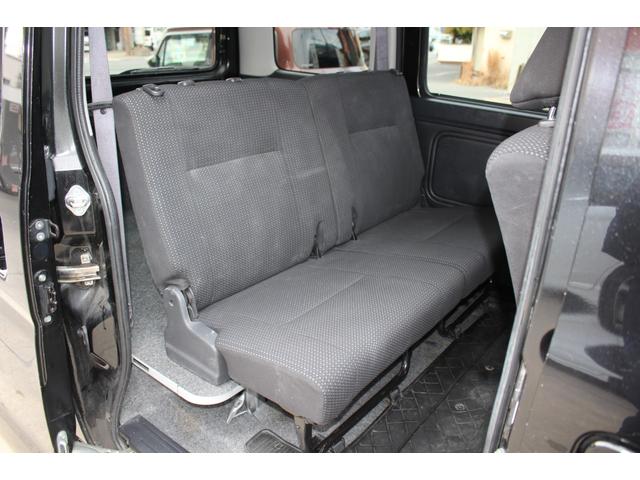 ハイゼットカーゴ クルーズターボＳＡＩＩＩ　ＳＤナビ　フルセグＴＶ　Ｂｌｕｅｔｏｏｔｈ　ＥＴＣ　キーレス　衝突被害軽減ブレーキ　横滑り防止装置　電格ミラー　パワーウィンドウ　ターボ　ミュージックサーバー　取扱書・メンテノート　ＡＢＳ　Ｈ３０年式（13枚目）