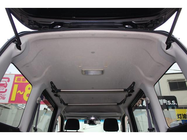 ハイゼットカーゴ クルーズターボＳＡＩＩＩ　ＳＤナビ　フルセグＴＶ　Ｂｌｕｅｔｏｏｔｈ　ＥＴＣ　キーレス　衝突被害軽減ブレーキ　横滑り防止装置　電格ミラー　パワーウィンドウ　ターボ　ミュージックサーバー　取扱書・メンテノート　ＡＢＳ　Ｈ３０年式（19枚目）