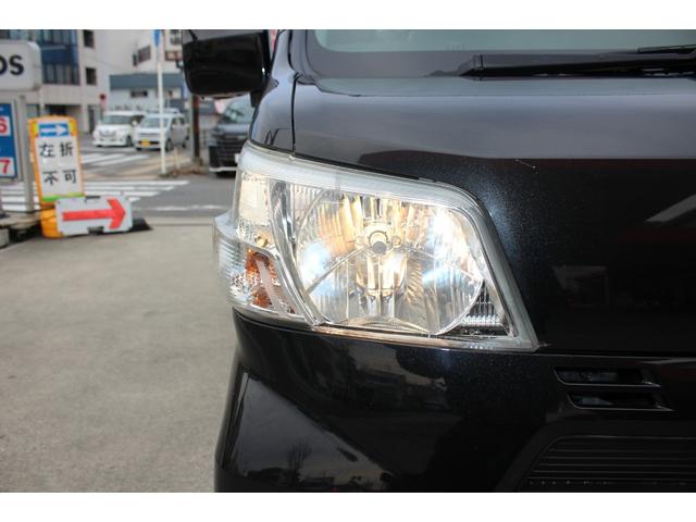 ハイゼットカーゴ クルーズターボＳＡＩＩＩ　ＳＤナビ　フルセグＴＶ　Ｂｌｕｅｔｏｏｔｈ　ＥＴＣ　キーレス　衝突被害軽減ブレーキ　横滑り防止装置　電格ミラー　パワーウィンドウ　ターボ　ミュージックサーバー　取扱書・メンテノート　ＡＢＳ　Ｈ３０年式（28枚目）