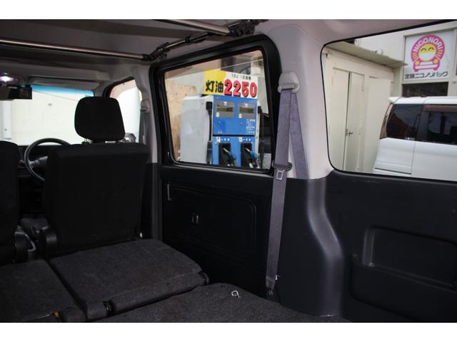 ハイゼットカーゴ クルーズターボＳＡＩＩＩ　ＳＤナビ　フルセグＴＶ　Ｂｌｕｅｔｏｏｔｈ　ＥＴＣ　キーレス　衝突被害軽減ブレーキ　横滑り防止装置　電格ミラー　パワーウィンドウ　ターボ　ミュージックサーバー　取扱書・メンテノート　ＡＢＳ　Ｈ３０年式（43枚目）