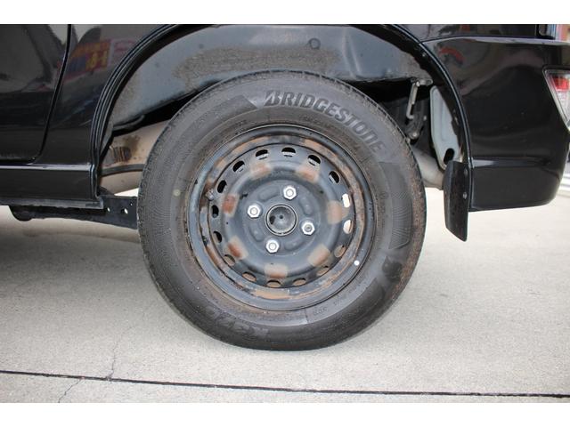 ハイゼットカーゴ クルーズターボＳＡＩＩＩ　ＳＤナビ　フルセグＴＶ　Ｂｌｕｅｔｏｏｔｈ　ＥＴＣ　キーレス　衝突被害軽減ブレーキ　横滑り防止装置　電格ミラー　パワーウィンドウ　ターボ　ミュージックサーバー　取扱書・メンテノート　ＡＢＳ　Ｈ３０年式（69枚目）