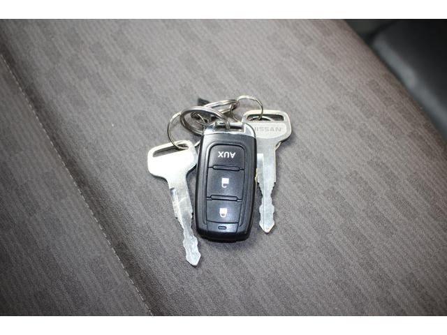 NV100クリッパーバン DX 走行距離2.1万km ドラレコ キーレス CDプレイヤー エアコン パワステ 運転席・助手席エアバッグ 両側スライドドア 平成28年式(6枚目)