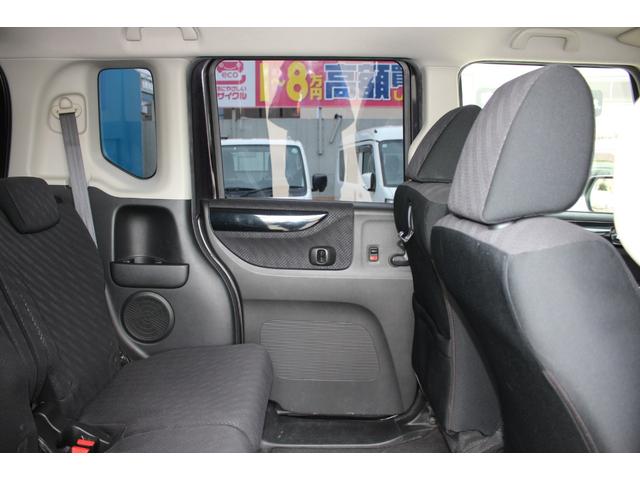 ���X�͂��q�l�����Ԃ��w����ɋC�����悭����Ă���������悤�ɁA�W���ԗ����؂Ɉ����A�Y��ȏ�Ԃ��ێ����Ă���܂��B