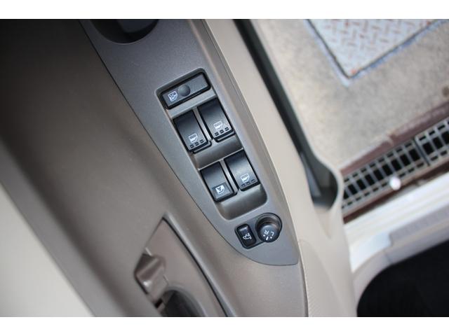 タント Ｌ　ＳＡＩＩＩ　純正ナビ　バックカメラ　フルセグＴＶ　Ｂｌｕｅｔｏｏｔｈ　キーレス　衝突被害軽減ブレーキ　盗難防止システム　横滑り防止装置　電動格納ミラー　パワーウィンドウ　取扱説明書・メンテナンスノート付　ＡＢＳ（18枚目）