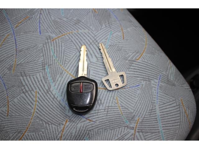 ミニキャブバン ＣＬ　禁煙車　ドラレコ　キーレス　ＣＤ再生・ラジオ聴取　エアコン　パワステ　パワーウィンドウ　両側スライドドア　運転席・助手席エアバッグ（6枚目）