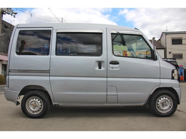 ミニキャブバン ＣＬ　禁煙車　ドラレコ　キーレス　ＣＤ再生・ラジオ聴取　エアコン　パワステ　パワーウィンドウ　両側スライドドア　運転席・助手席エアバッグ（7枚目）